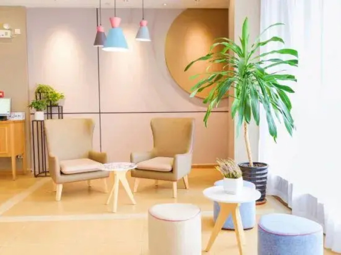 Home Inn (Foshan Daliang Feima Road)