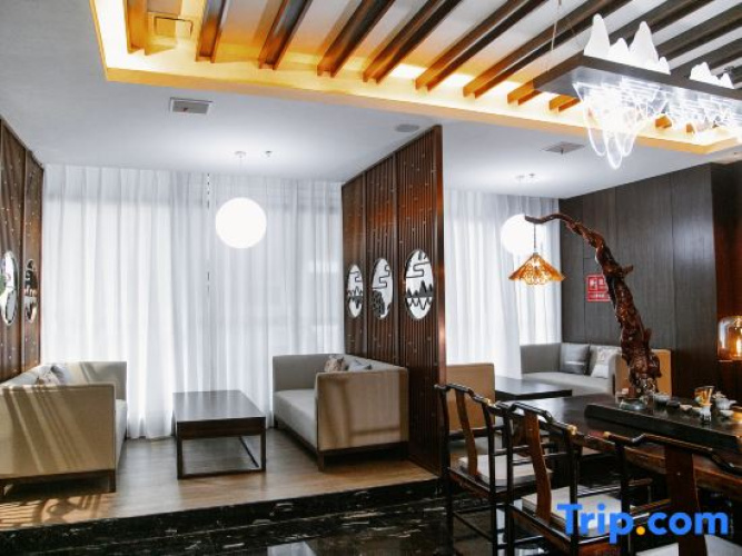 Hanzhong Tianhan Langyue Hotel