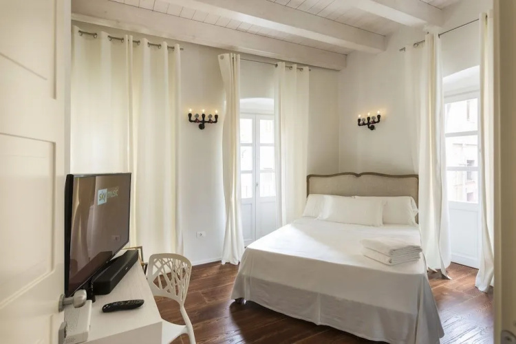 Cagliari Marina Guesthouse & Lounge