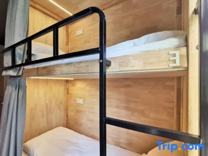 Bed in Dorm (male dorm)