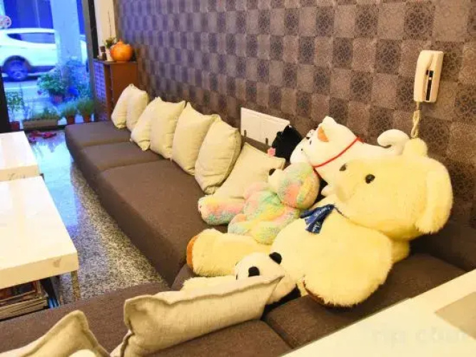 Fall In Love With Paris Hostel(花蓮愛上巴黎民宿)