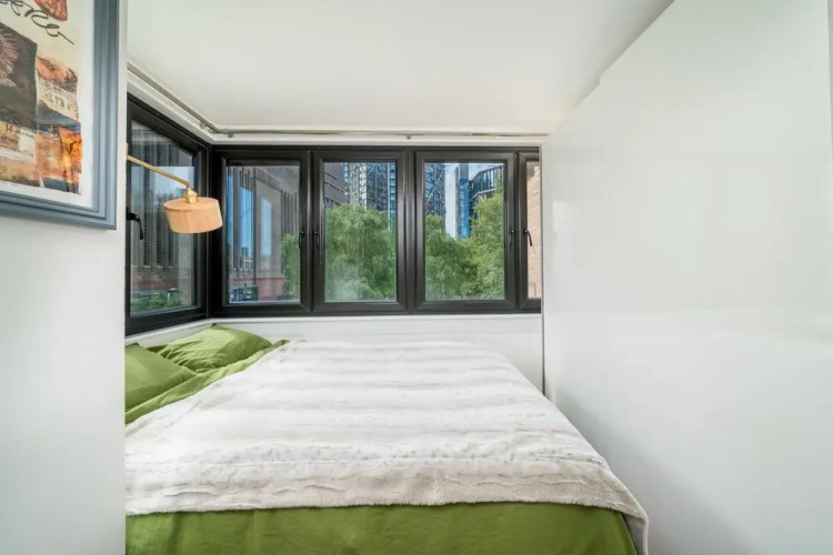 Altido 2-Bed Flat W/ Thames View