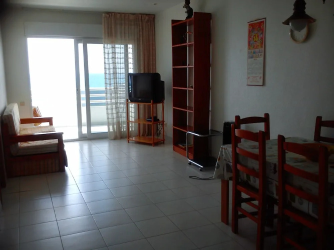First Line Apartment With Wifi