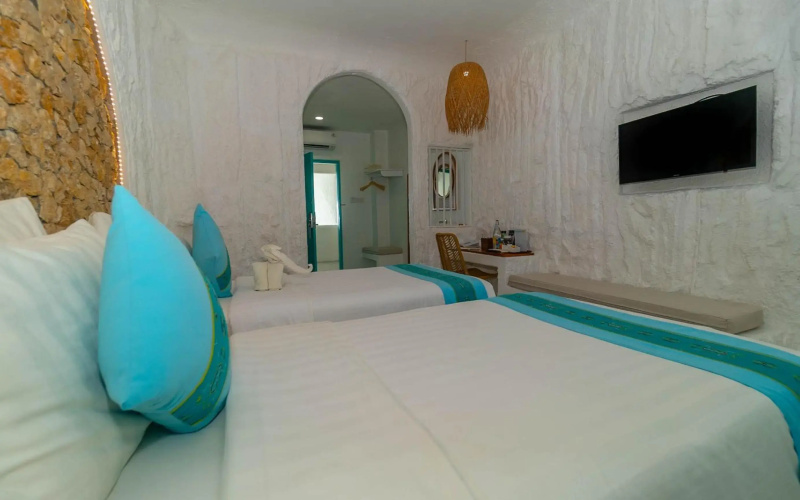 Loccal Collection Hotel