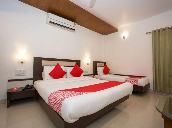 OYO 10440 Hotel Surabhi