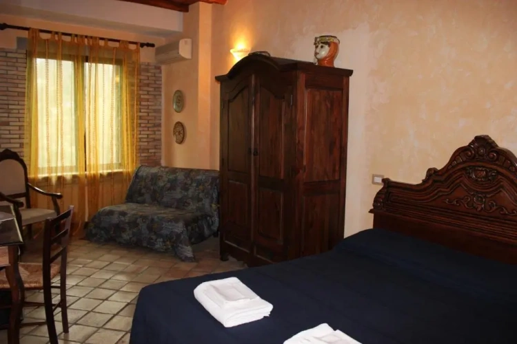 Superior Double room with balcony and with garden view