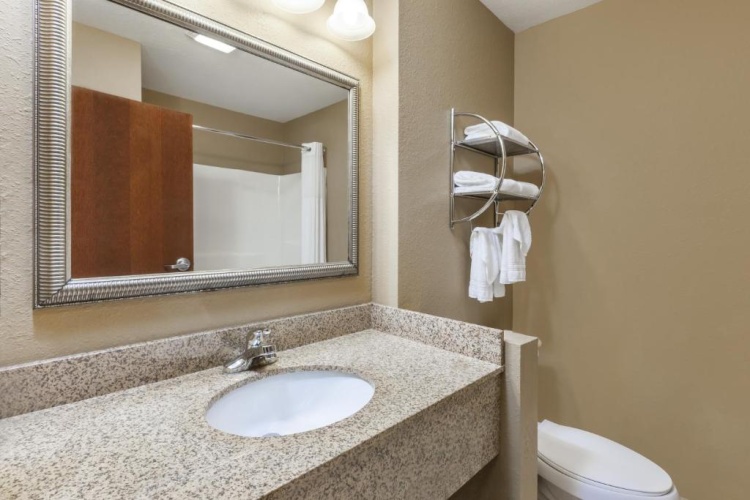 Deluxe Double Suite