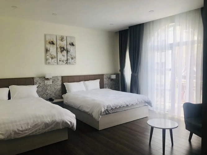 Deluxe Double room with city view