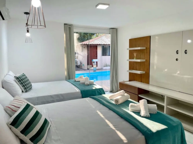Comfort Quadruple room with pool view