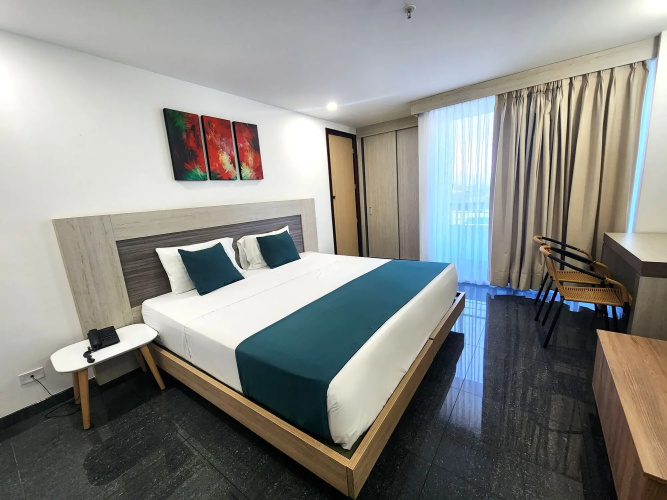 BE Suites Hotel Cali