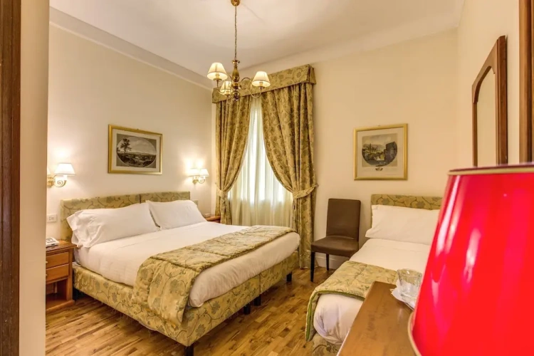 Triple room