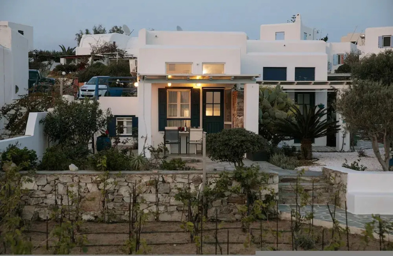 Sunset Beach House With two Bedrooms