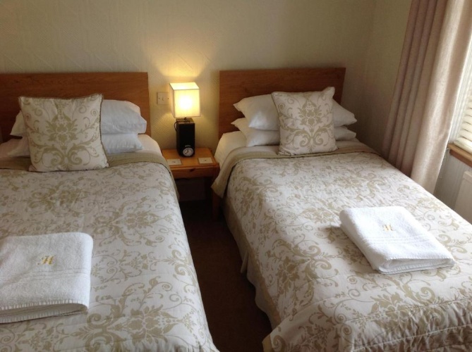 Standard Twin room