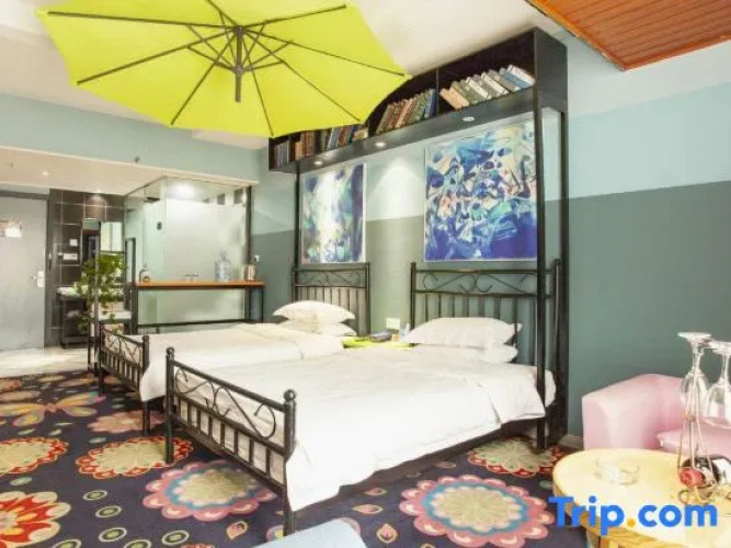Magpie Art Hotel