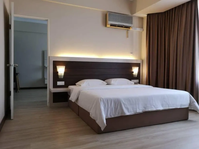 Superior Single Suite