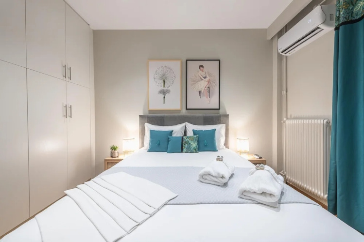 Elegant Mavili Suite by Cloudkeys