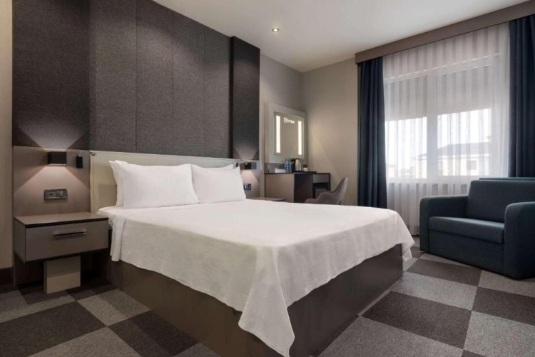 Deluxe Non Smoking Double room