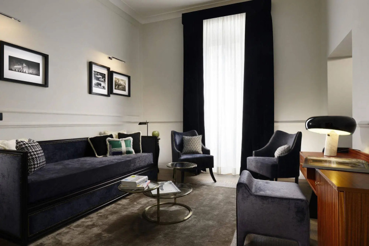 Gens Luxury Suites