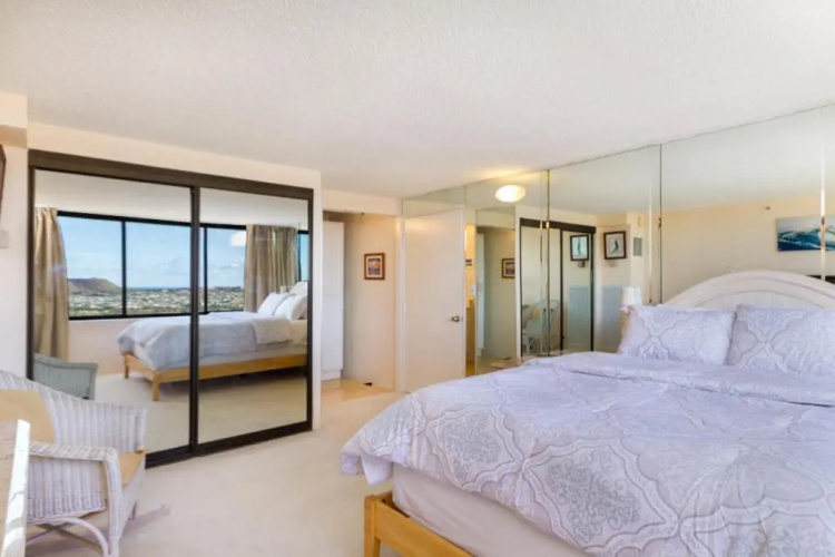 2 Bedroom Penthouse w/Ocean Views