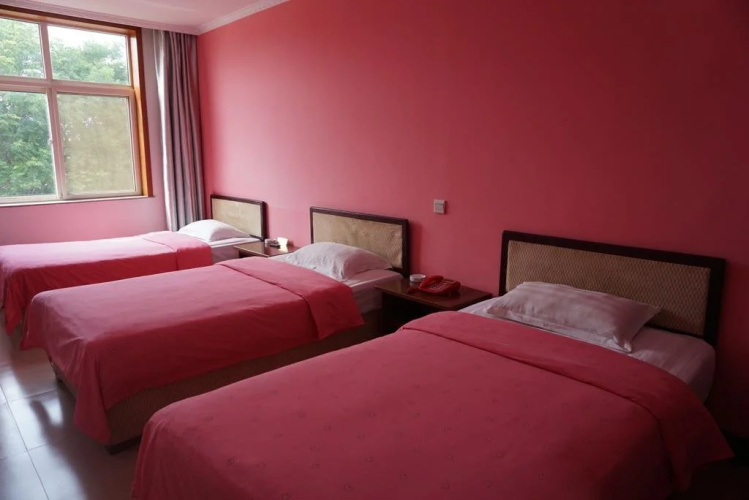 Baoyuanju Youth Hostel