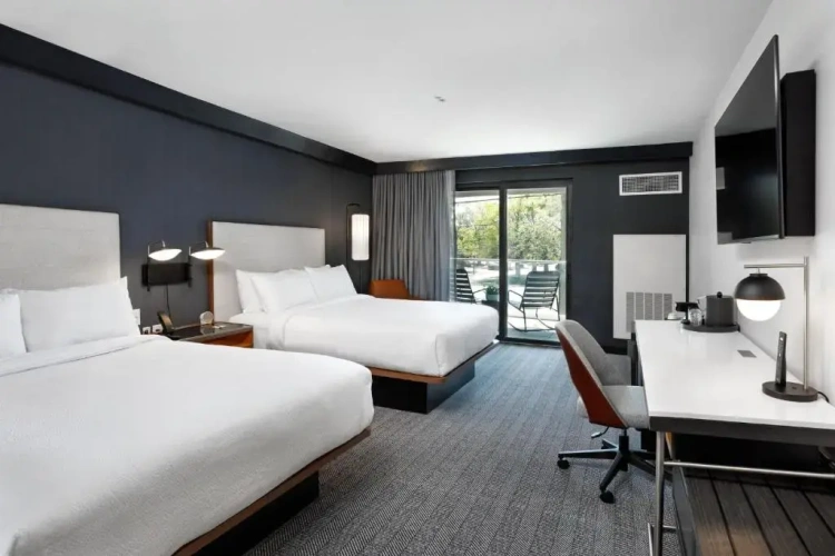 Standard Quadruple room with balcony
