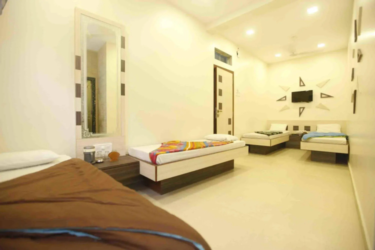 Hotel Al Moazin