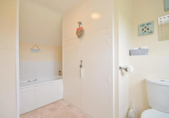 17 Tollgate Cottages