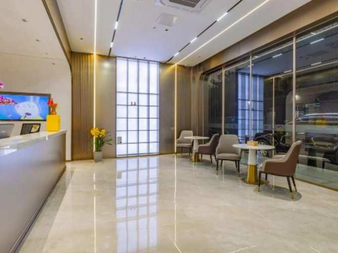 Lis Hotel