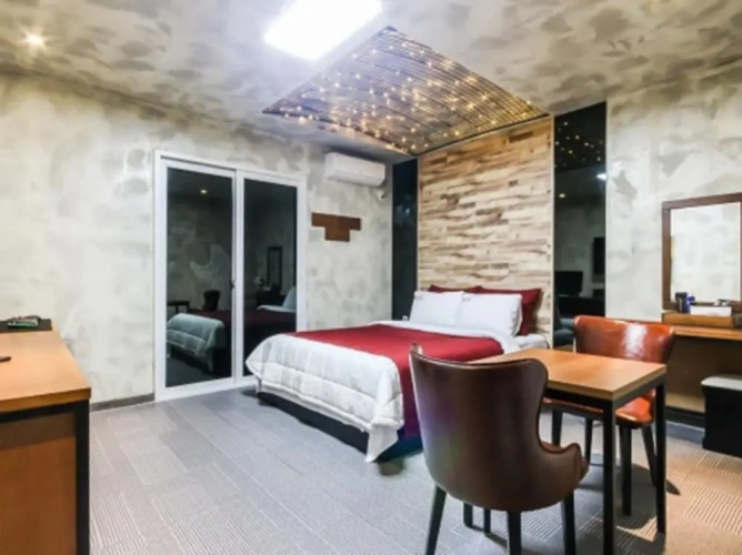 Premium room
