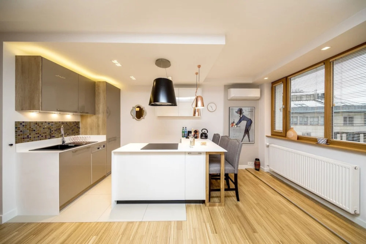 Golden Apartament by Your Freedom