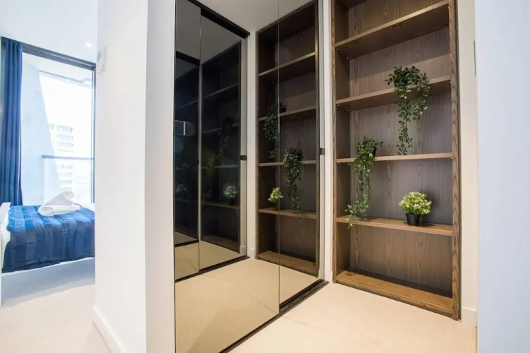 3 Bedrooms Apartment