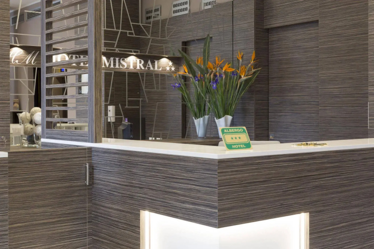 Hotel Mistral