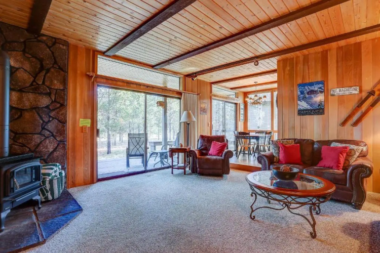 22 Rogue-AC-Hot Tub-4BR/3.5BA