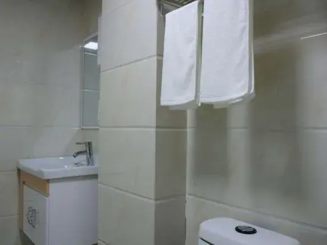 Bengbu Juyuan Theme Hotel