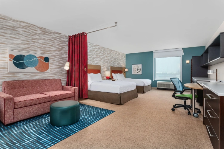 Quadruple Suite