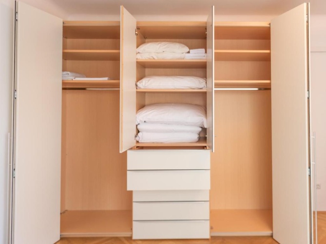 2 Bedrooms Apartment