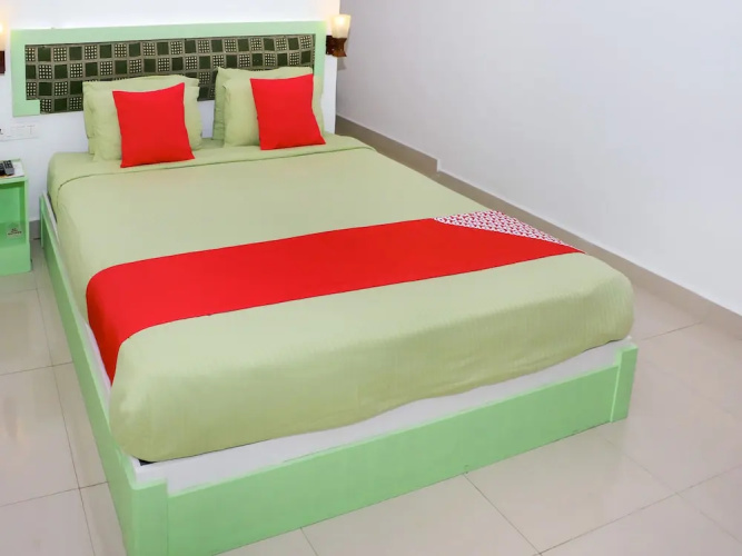 OYO 4215 Spice Valley