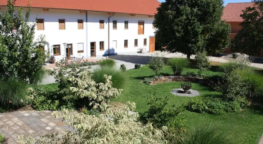 Ferienhof Adambauer