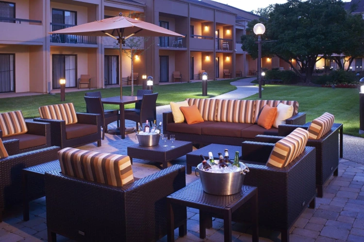 1 Bedroom Suite