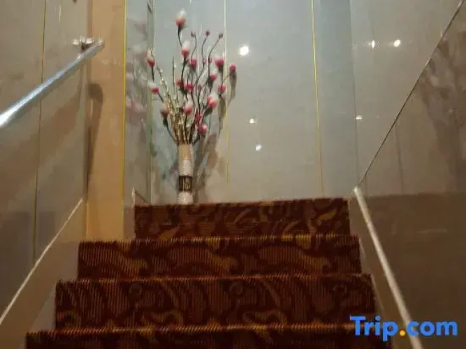 Oumengmei Hostel
