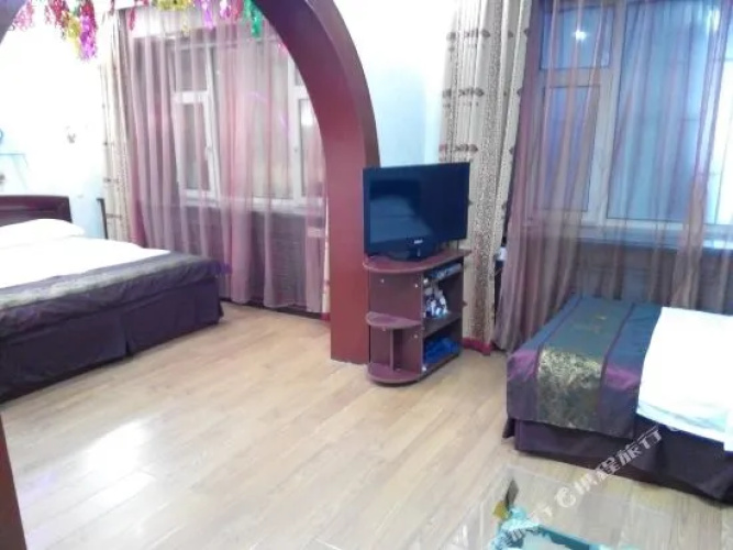 Lianhua Hotel