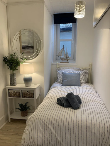 Stunning 3-bed Apartment in Ventnor