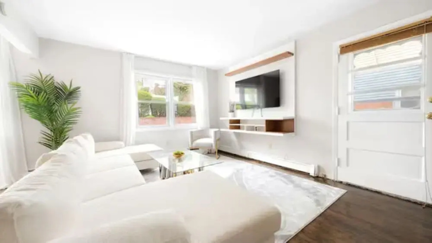 Upscale 3BR NY Home with Free Parking
