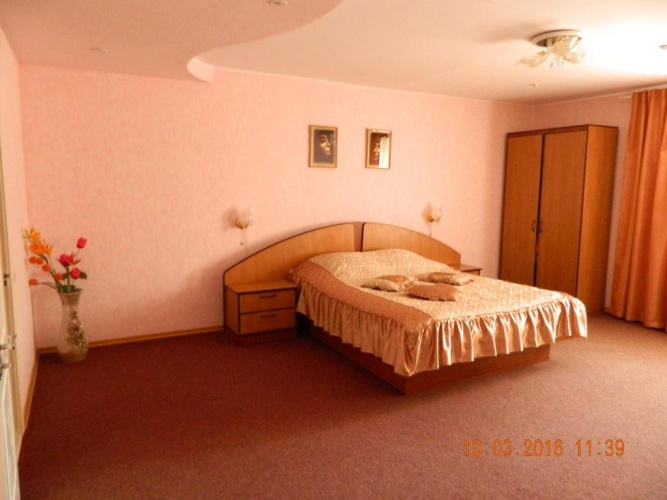 1 Bedroom Suite