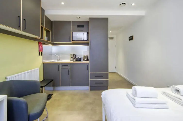 Smart Student Studio in West London