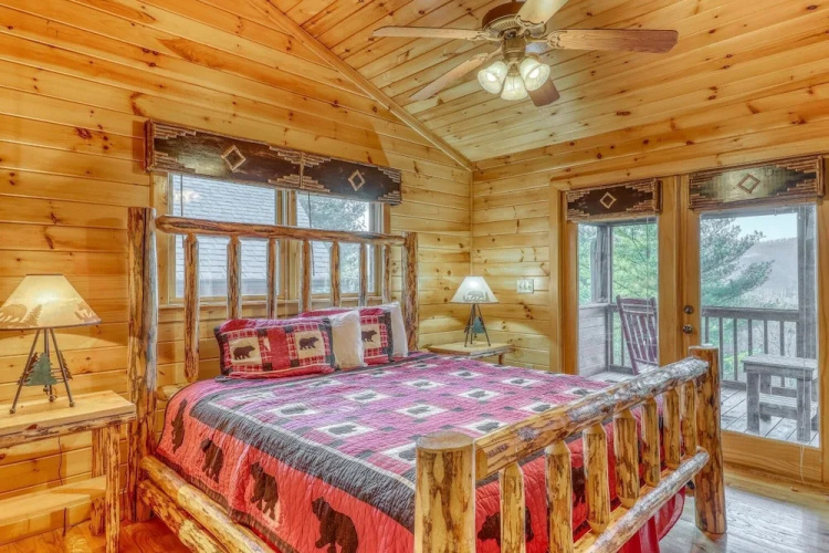 Paradise Lodge
