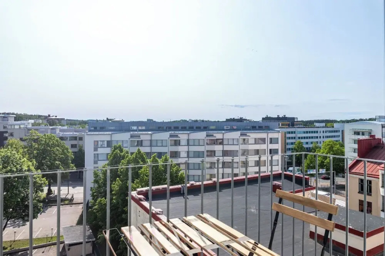 Modern Studio next to Railway Station