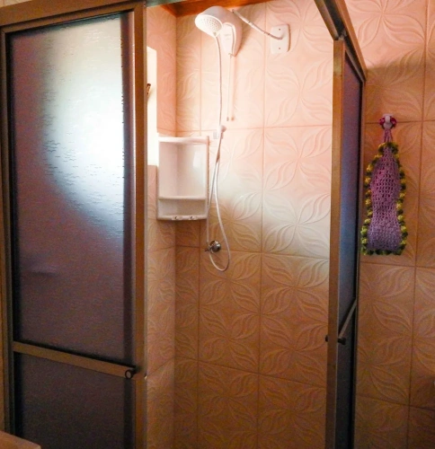 1 Bedroom Economy room with courtyard view