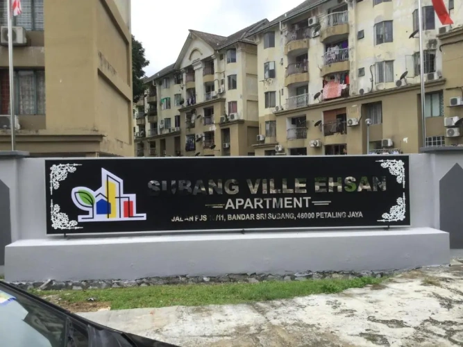 3 Bedrooms Apartment