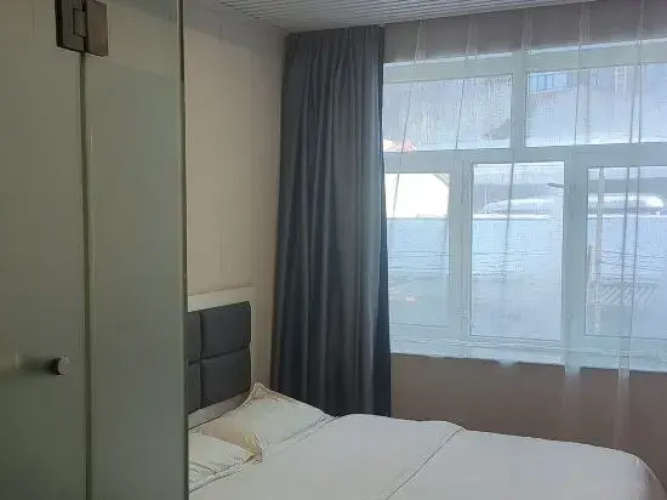Shuanglong Express Hotel